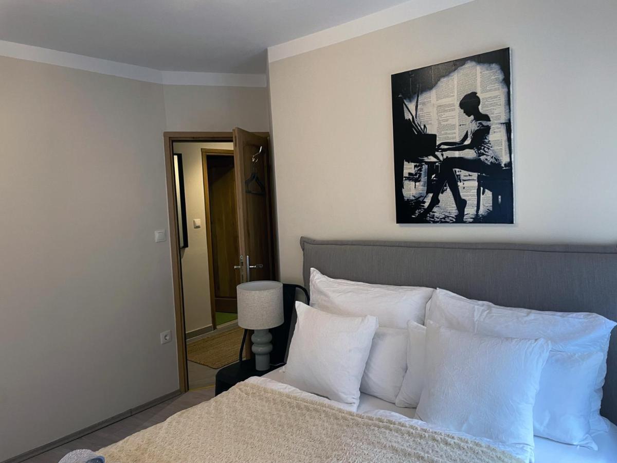 Fredys Apartments 스타리 그라드 외부 사진