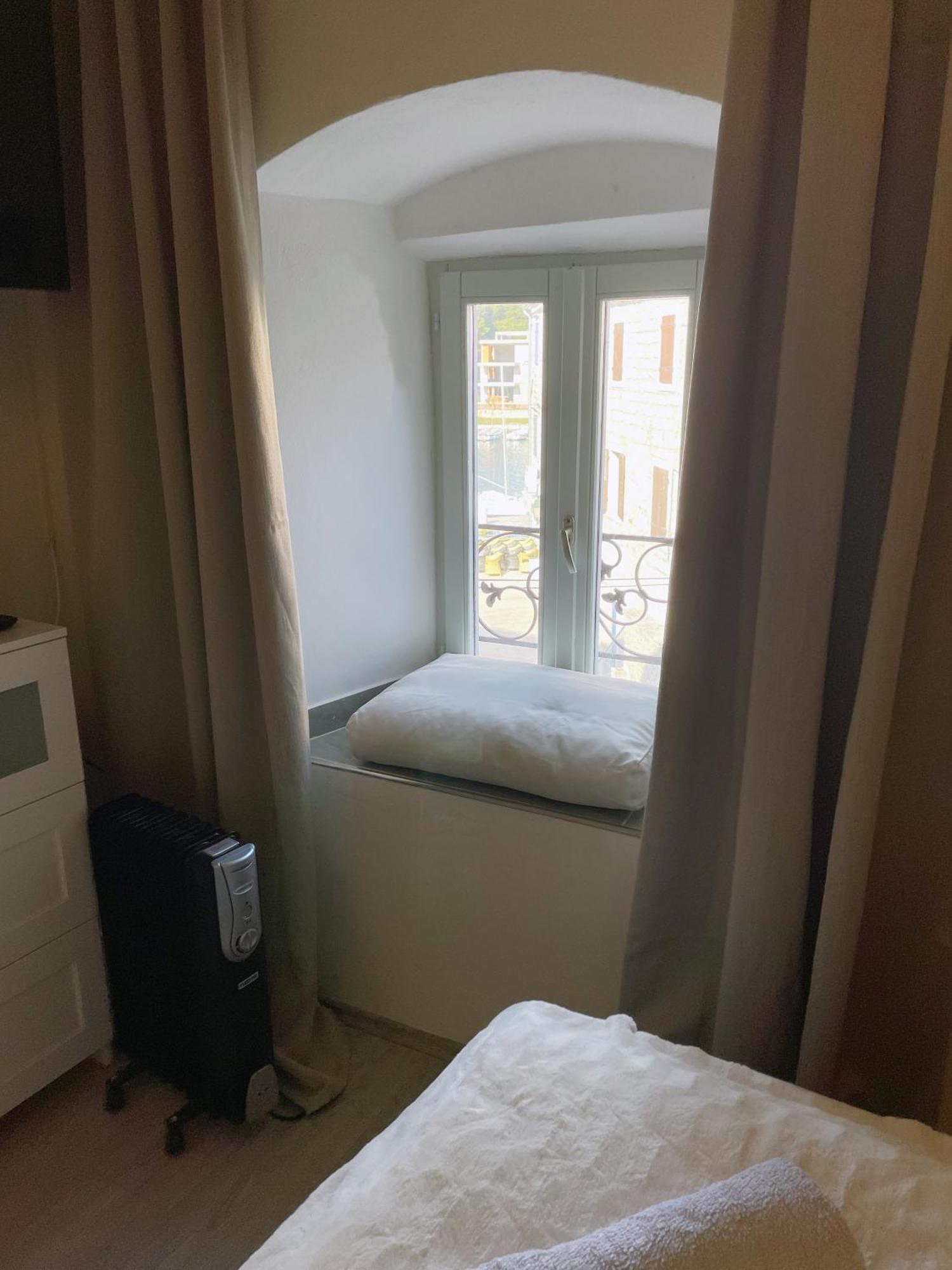 Fredys Apartments 스타리 그라드 외부 사진